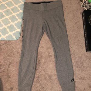 Nike sweatpants/legging BRAND NEW